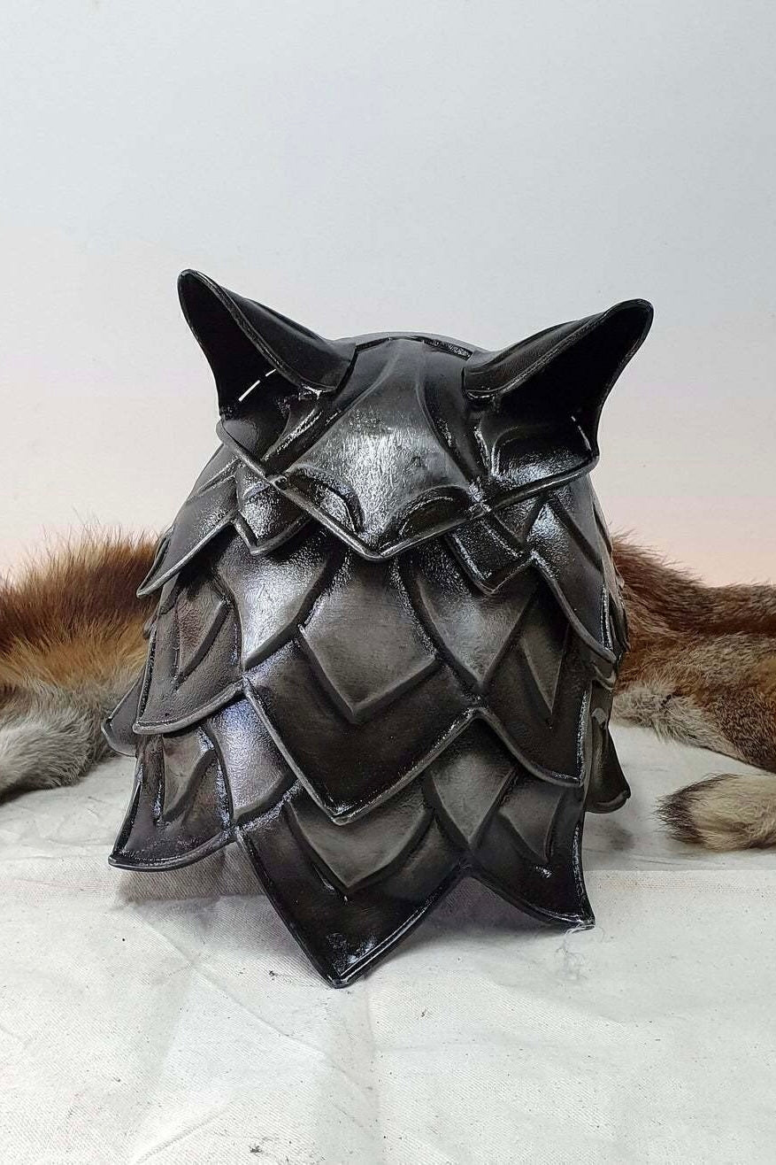 SCULPTED WOLF HELMET