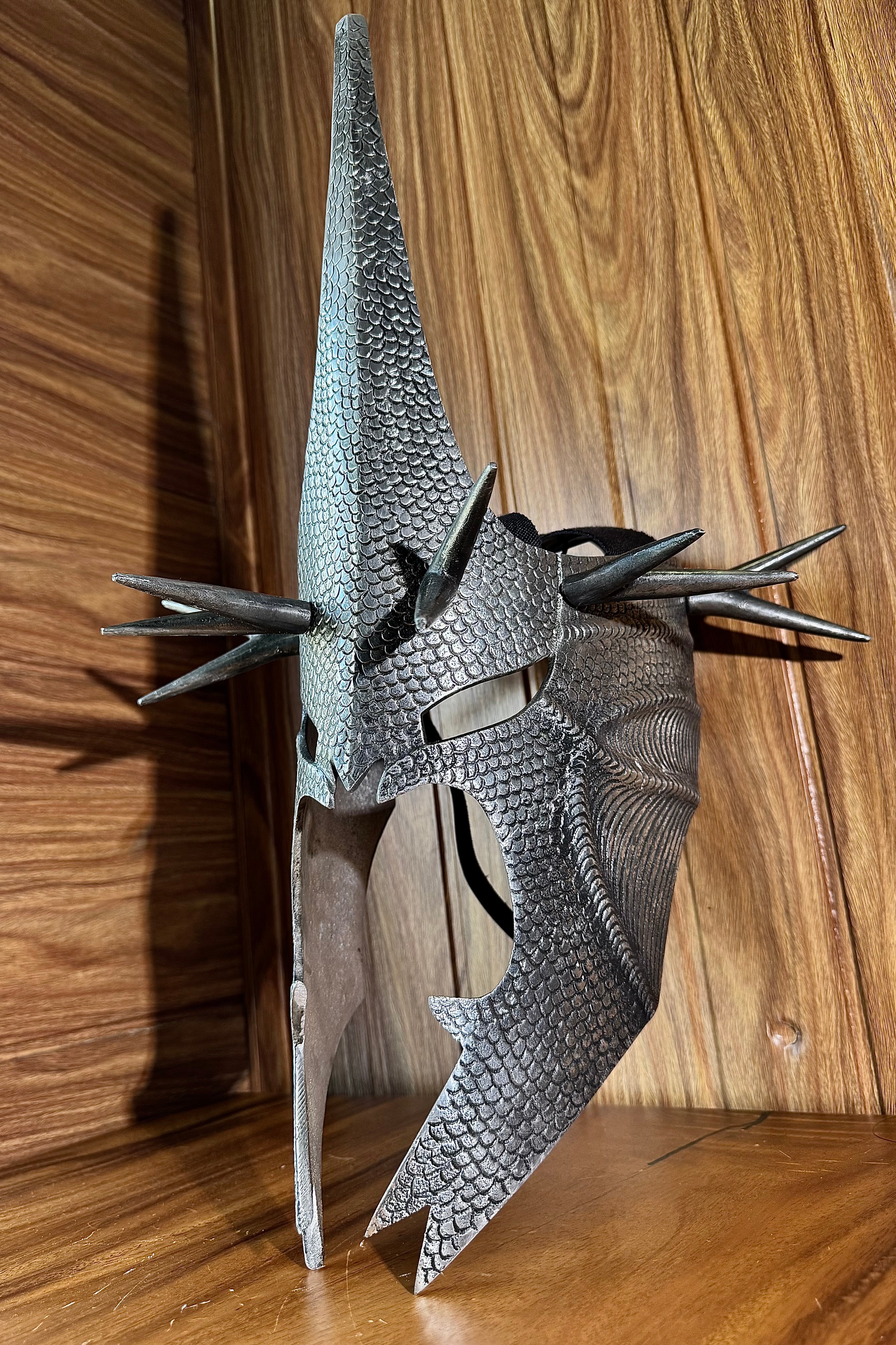 WITCH KING HELMET: VIPER SILVER